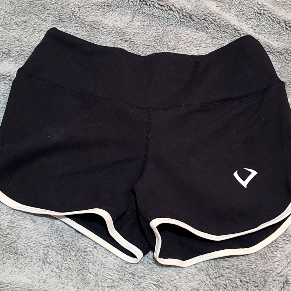 Buttscrunch shorts